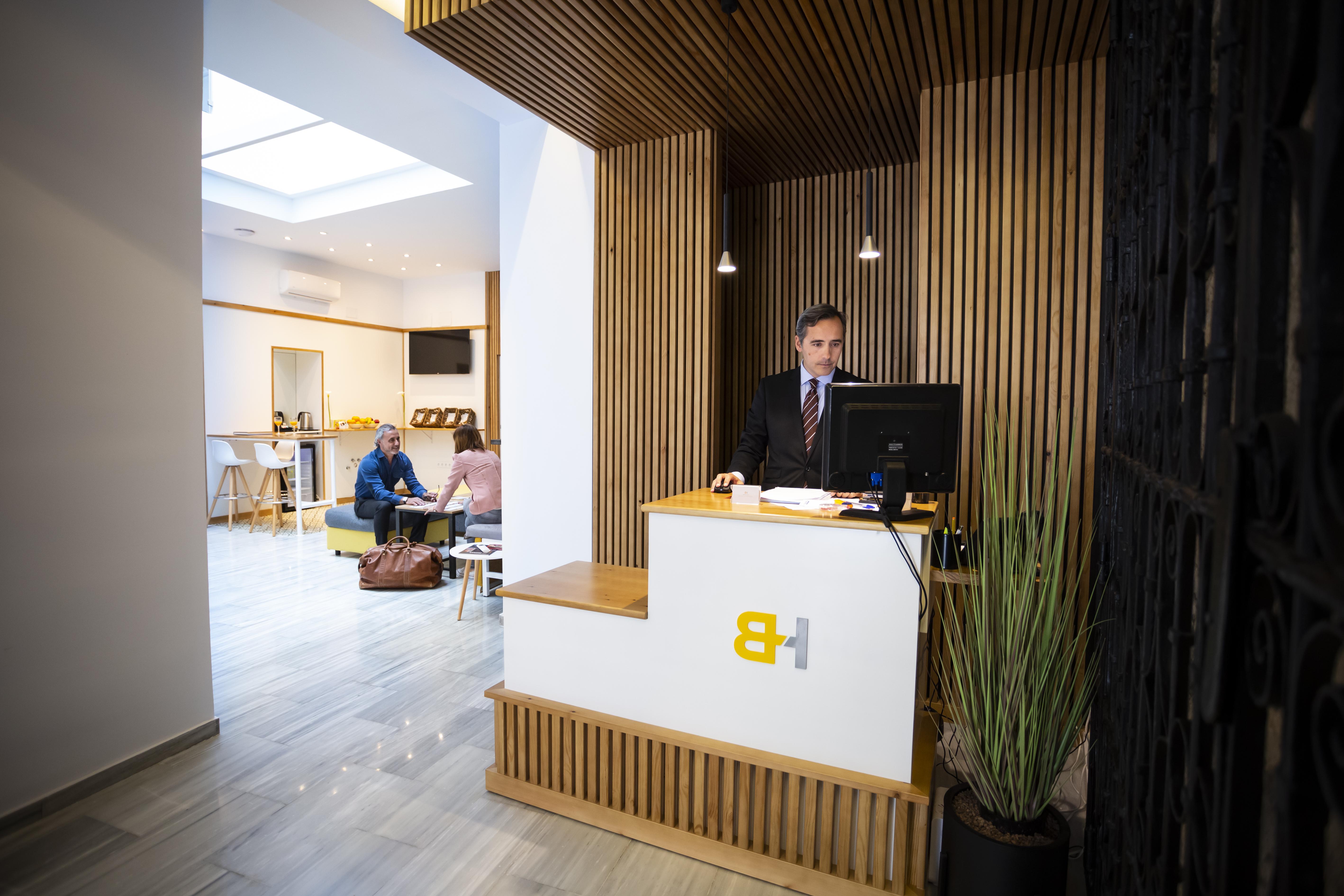 Basic Hotel Sevilla Catedral Dış mekan fotoğraf