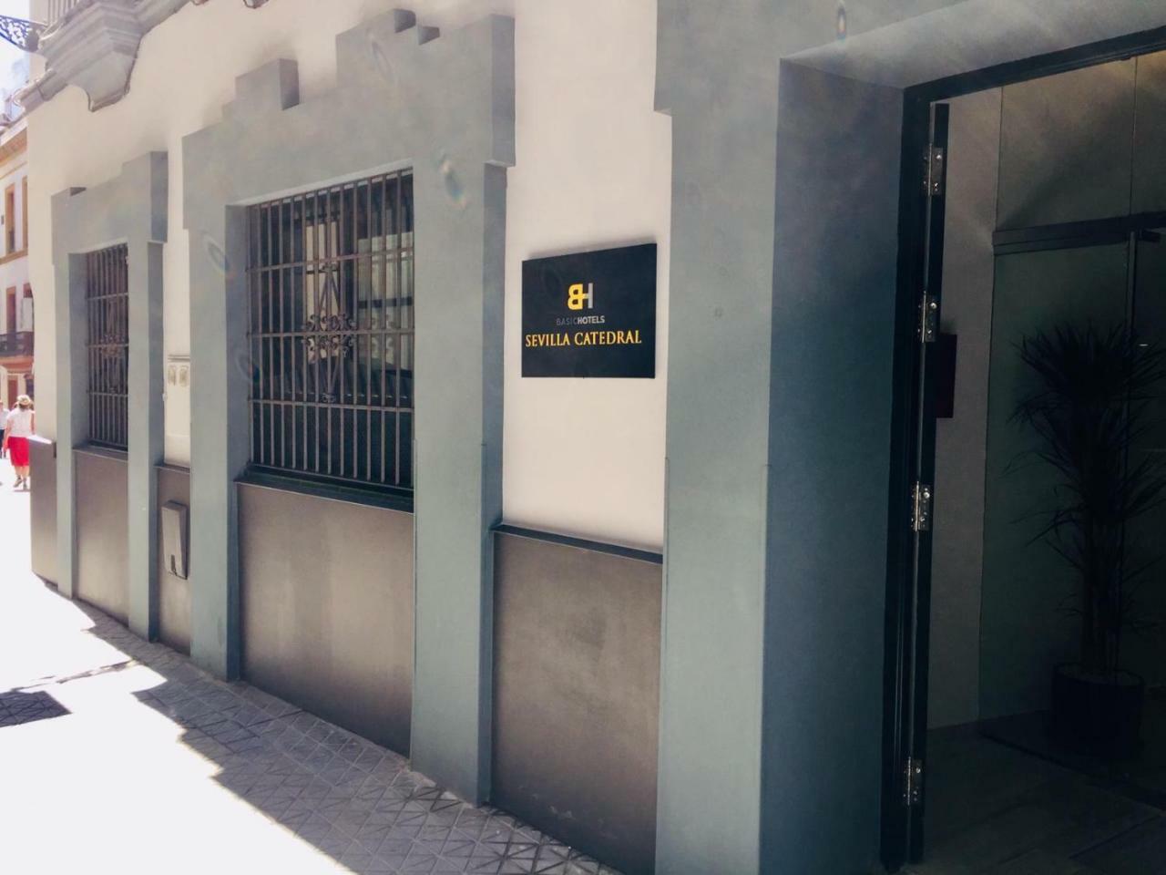 Basic Hotel Sevilla Catedral Dış mekan fotoğraf