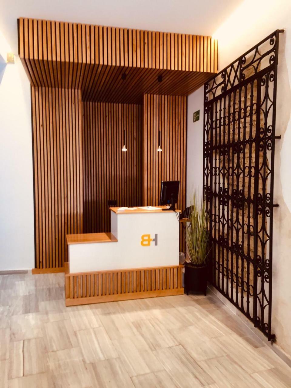 Basic Hotel Sevilla Catedral Dış mekan fotoğraf